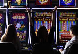 shwe luck Live Baccarat ကာစီနိုဂိမ်းများ Live Dealer